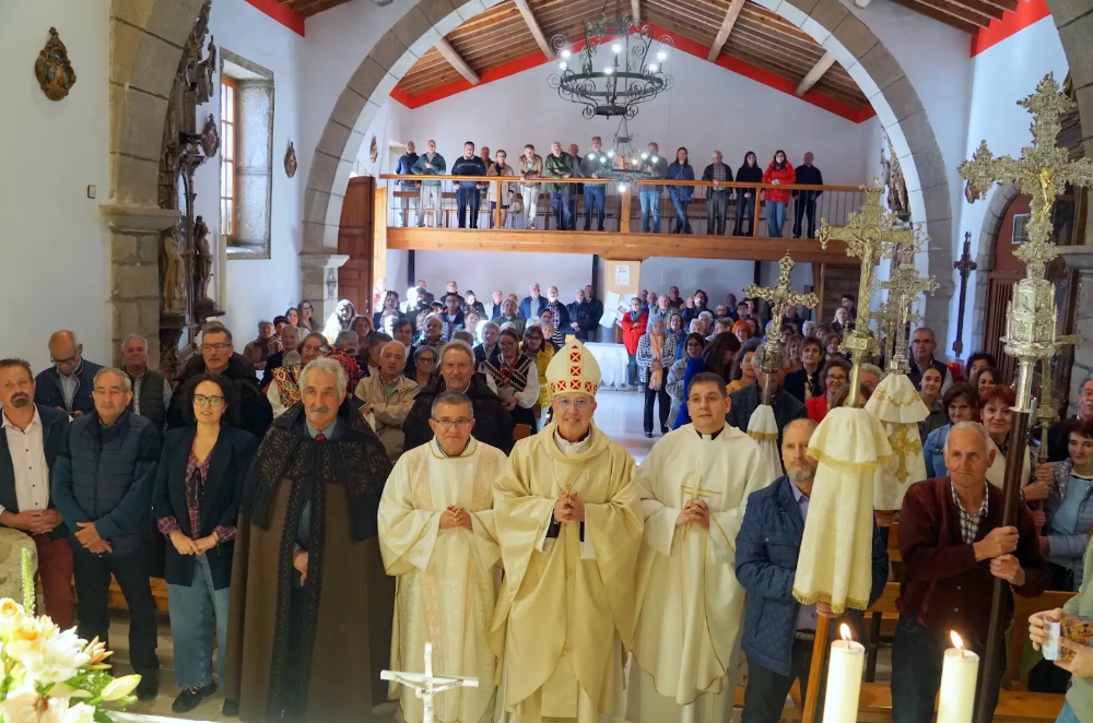 El obispo de Zamora concluye su visita pastoral por Aliste